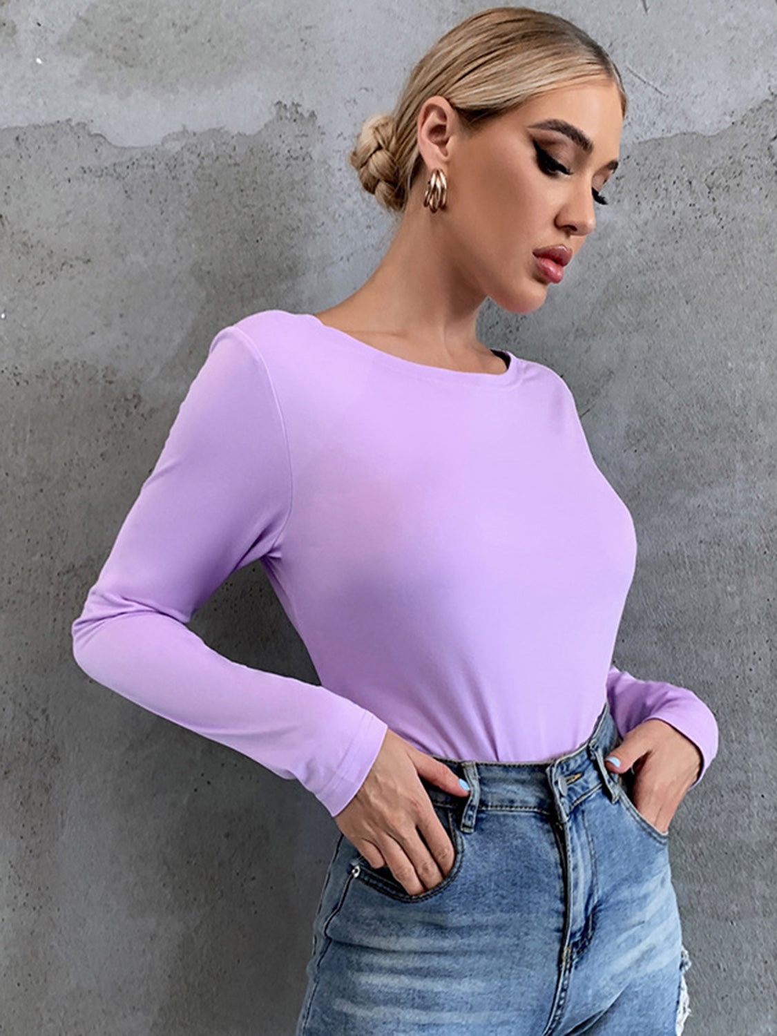 Backless Round Neck Sleeved Shirt